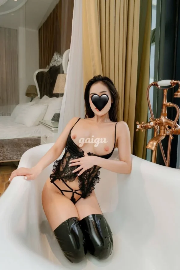Tuyet Pham – Image 11