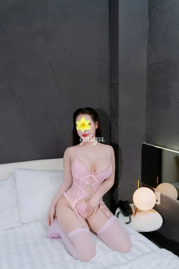 Quynh Nhu – Image 19